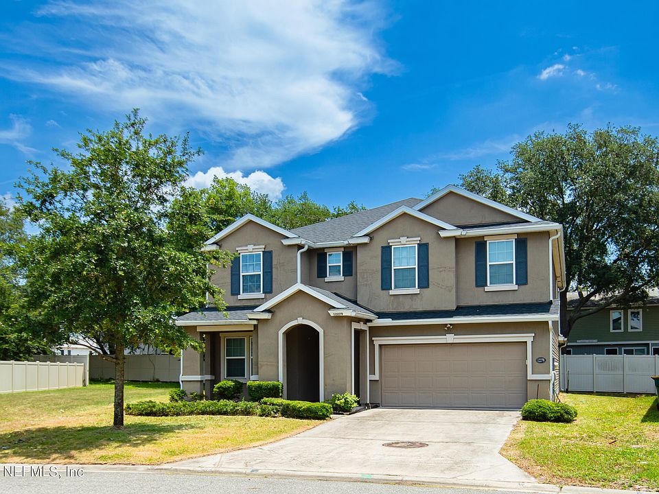 1st image of 12279 VISTA POINT CIR Circle