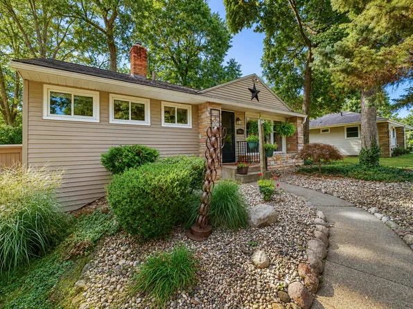 3221 Virginia Ave, Kalamazoo, MI 49004