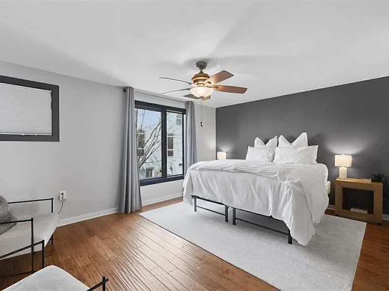 1250 Breuer Mews NW — Photo 10