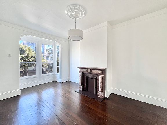 4th image of 2406 Folsom St