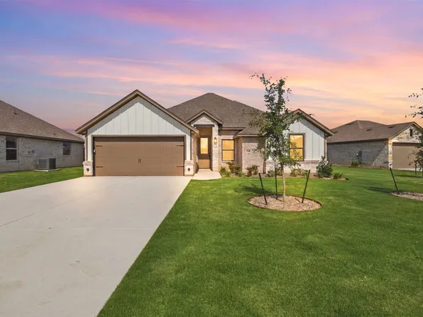 728 Raylan St, Springtown, TX 76082
