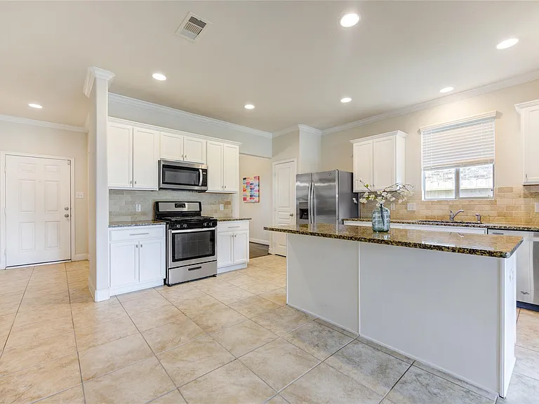 5319 Fossil Stone Ln — Photo 8