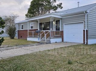 1824 Meadow Lake Dr, Norfolk, VA 23518