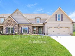 7028 Westfield Village Cir, Summerfield, NC 27358