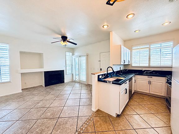3rd image of 2201 Ramsgate Dr #274