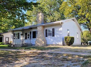 705 Walnut St, Seneca, KS 66538