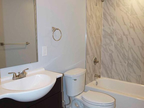 3rd image of 411 N 41st St APT 3F