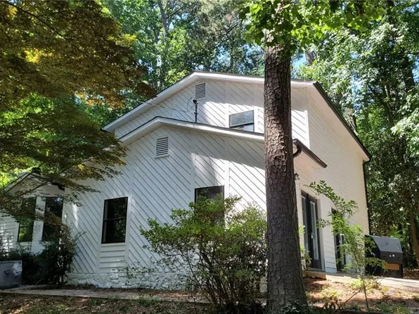 209 Mill Ridge Ct, Lawrenceville, GA 30046