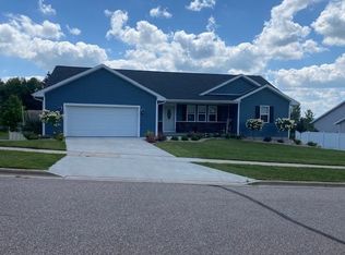 1620 Berry Hl, Baraboo, WI 53913