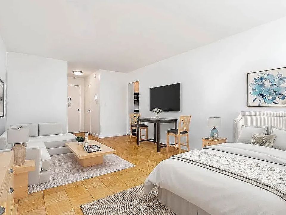 1st image of 330 E 46th St APT 12V