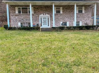 150 Beechwood Rd, Chapmanville, WV 25508