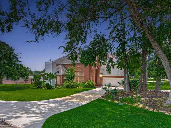 503 Pine View Cir, Montgomery, TX 77356