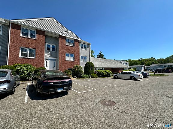 2nd image of 45 Southwind Lane #45