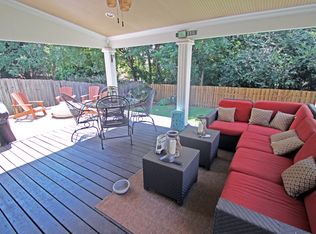 1025 Crabapple Parc Dr, Roswell, GA 30076