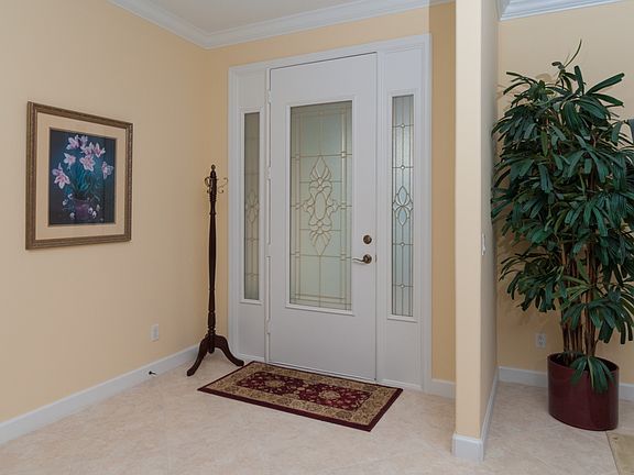 3rd image of 415 Greystone Ct SW