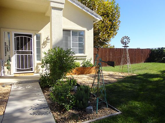 2nd image of 32292 Placer Belair