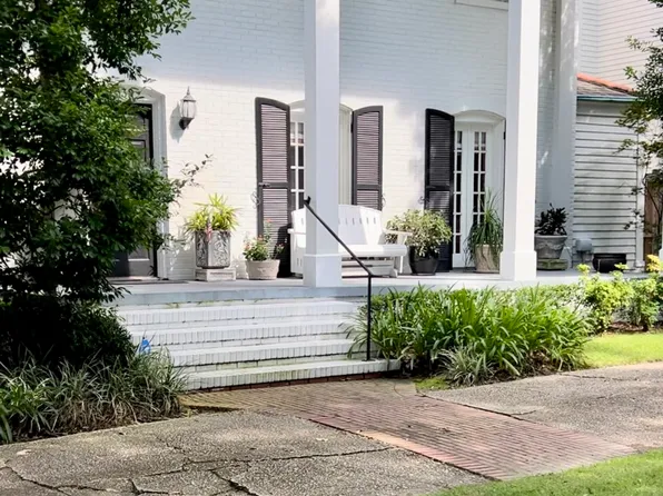 6136 Clara St, New Orleans, LA 70118