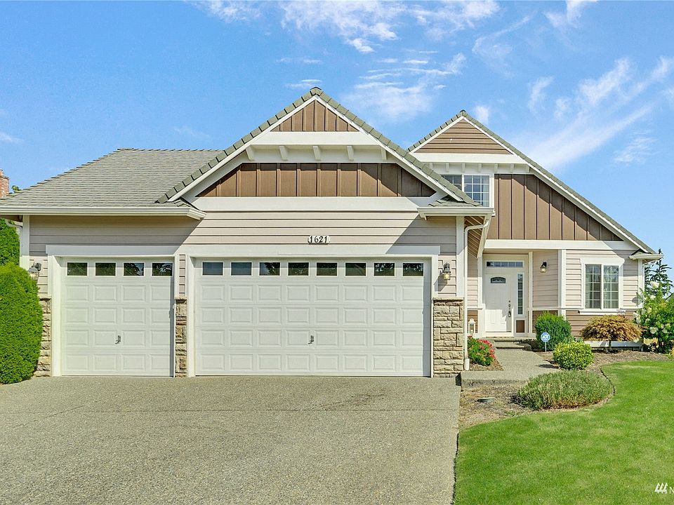 1st image of 1621 33rd Avenue Ct S