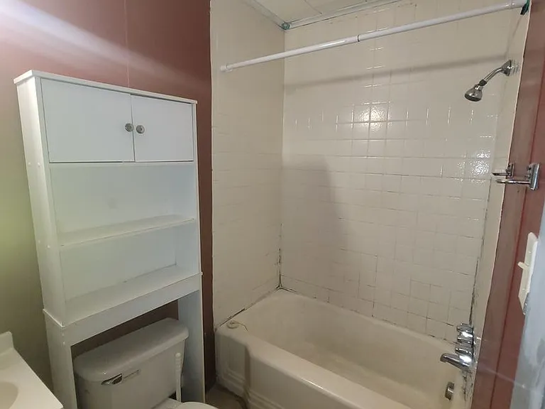 934 Wood St — Photo 11