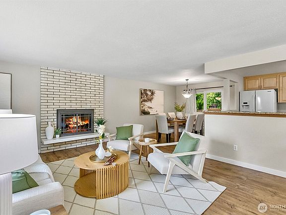 4th image of 20530 11th Drive SE