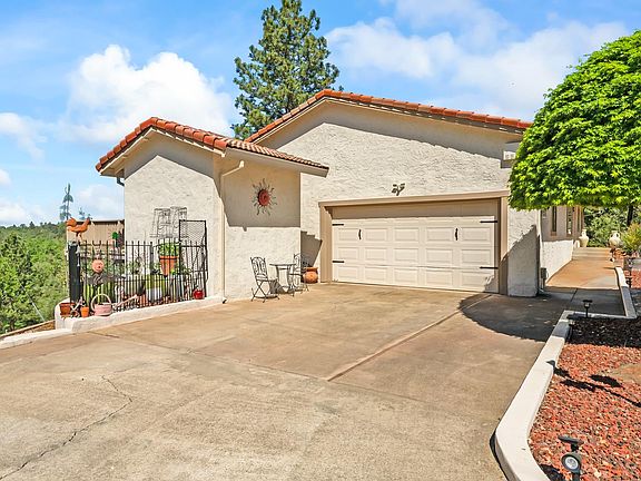 3rd image of 17065 Niles Rd