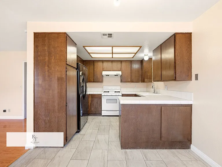5934 1/2 Alessandro Ave — Photo 15