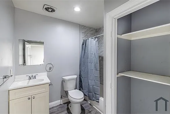 1759 W Century Blvd #A — Photo 7