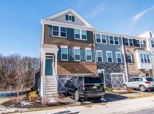 114 Waypoint Dr, Eatontown, NJ 07724