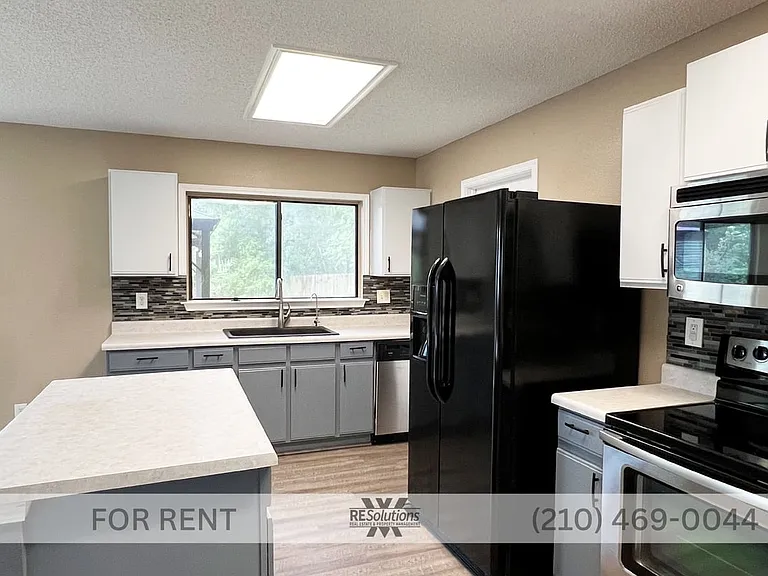 4535 Oakfield Way — Photo 12
