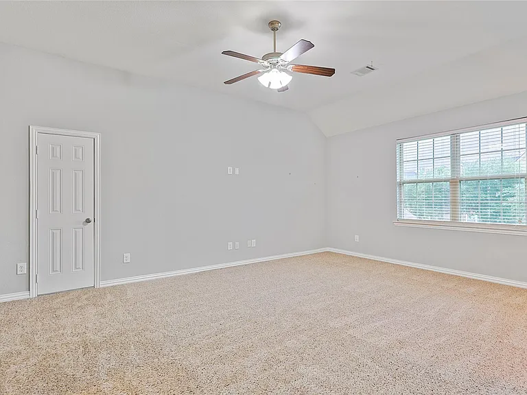 5919 Solara Ledge Ln — Photo 23