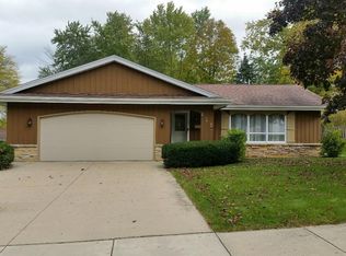 615 S 14th Ave, West Bend, WI 53095