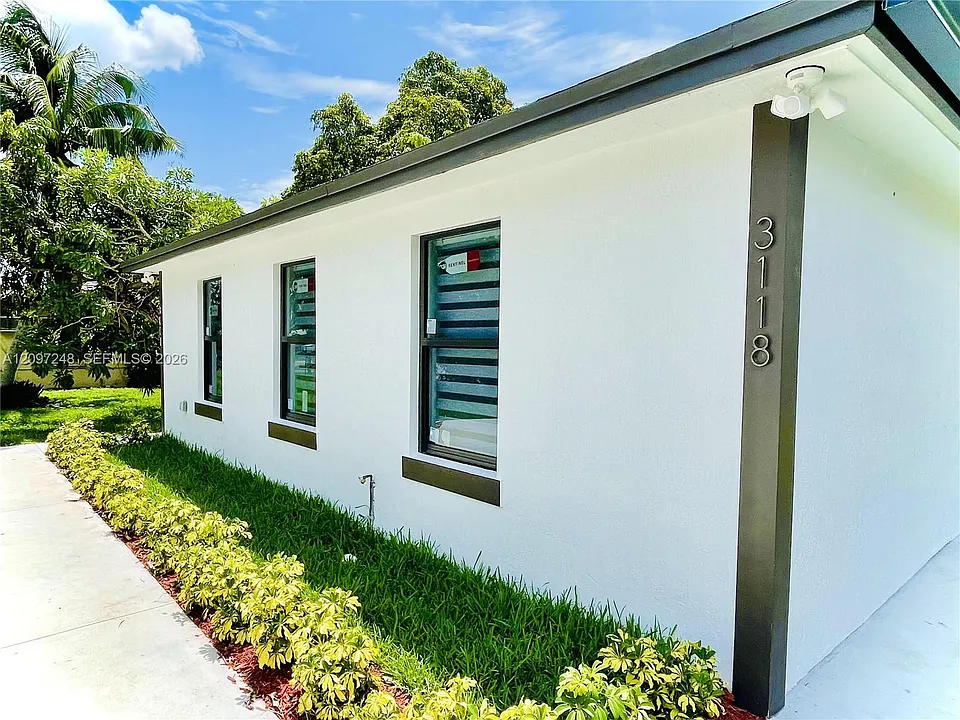 3118 NW 60th St