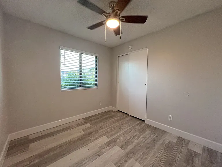3614 W Tulsa St — Photo 26