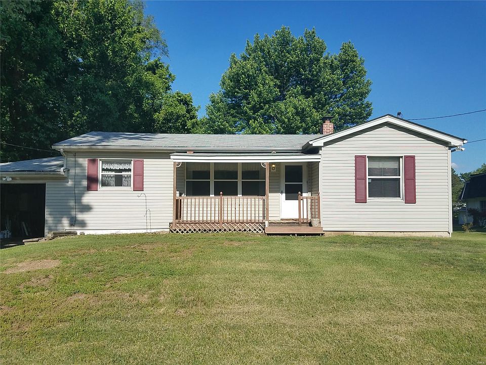1st image of 133 Saint Clair Dr