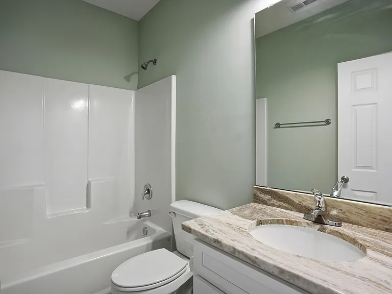 1040 Beaufort Rd — Photo 17
