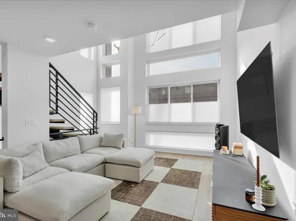 2619 E Boston St #2, Philadelphia, PA 19125