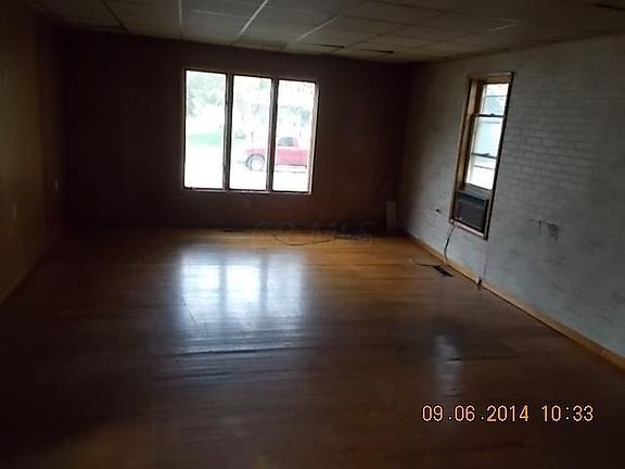 2nd image of 114 1st St