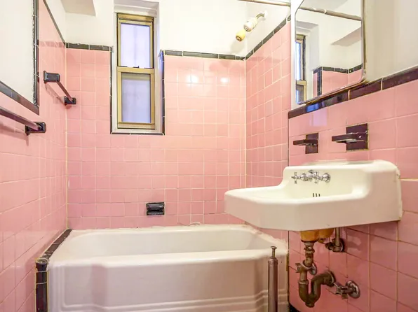 243 Mcdonald Avenue image 8 of 16