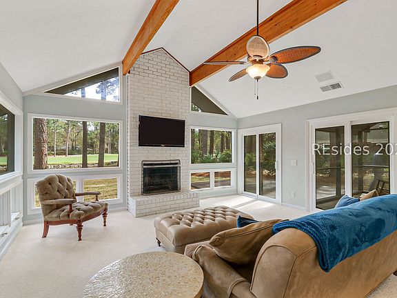 2nd image of 7 Brown Thrasher Rd