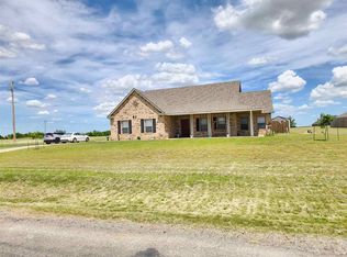 11976 NE Happy Hollow Rd, Elgin, OK 73538