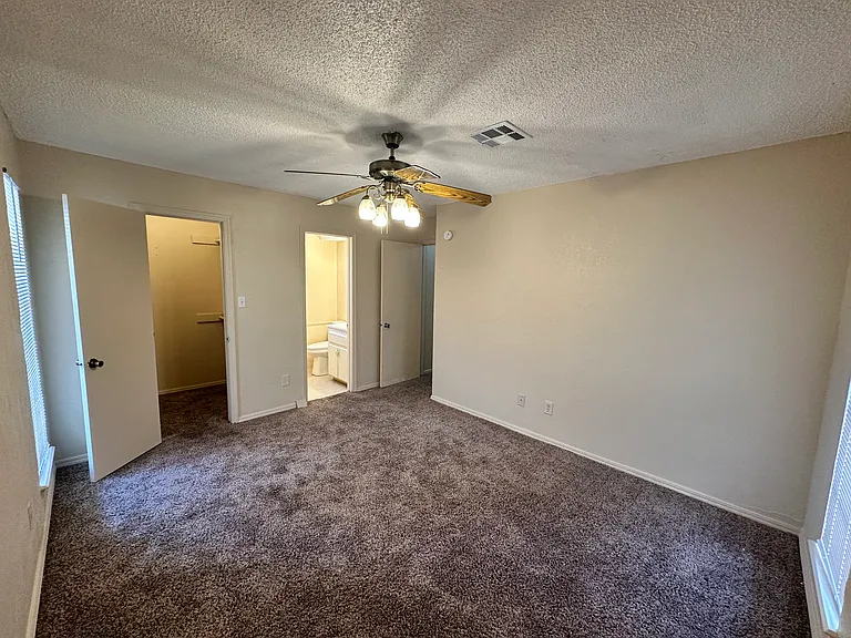 419 Sunrise St — Photo 24