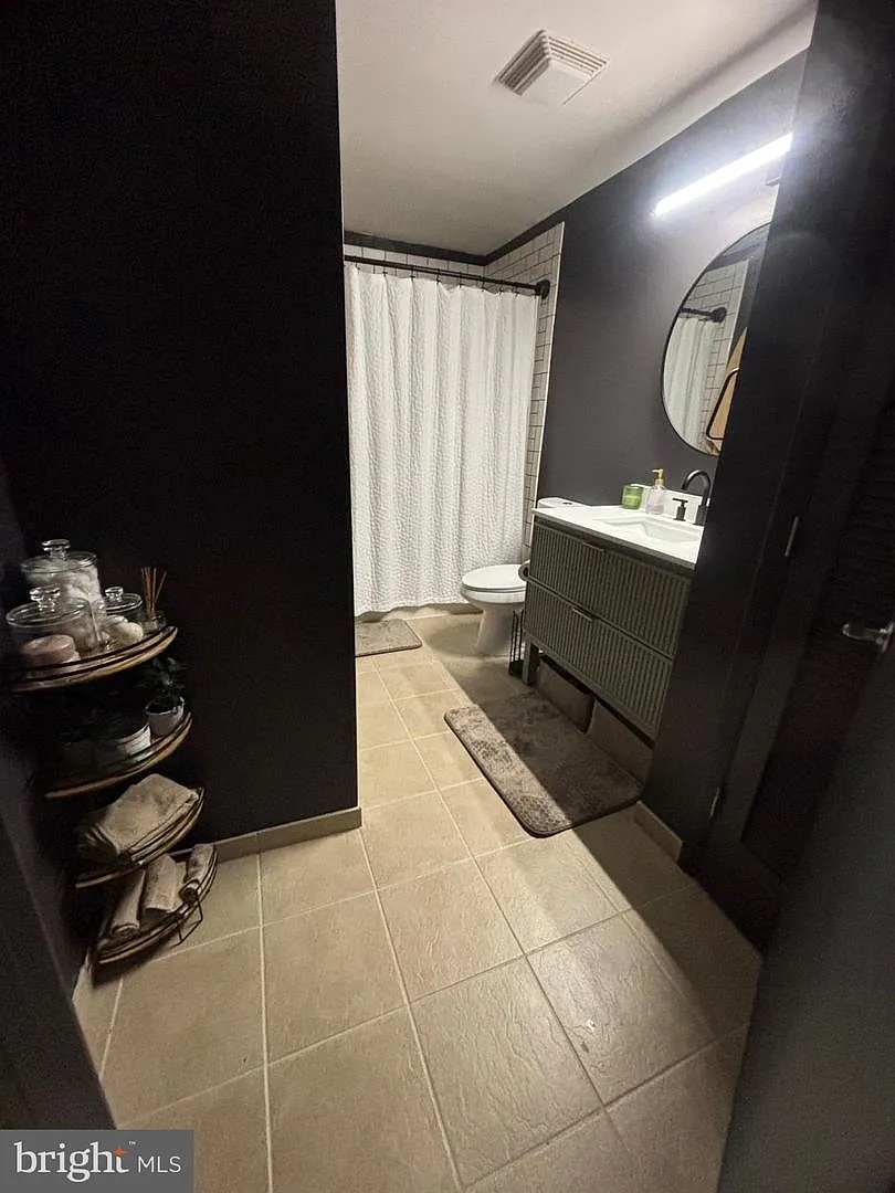 Studio, 1.0 bath, 440 sqft, $2,500 — Photo 4