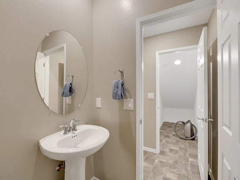 48 Alamere Falls Dr — Photo 19