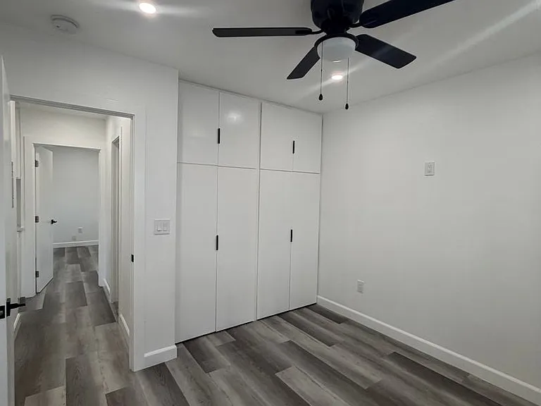 15512 S White Ave — Photo 12