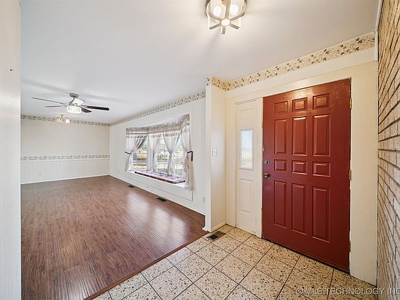 3rd image of 14650 E 11th Pl