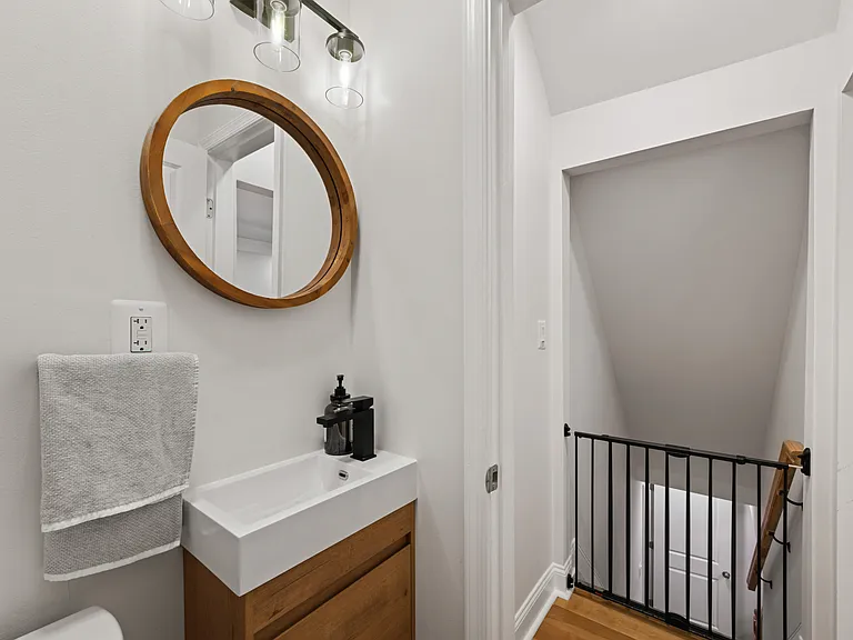 3717 Seven Mile Ln — Photo 18
