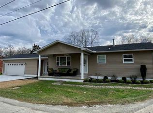 65 Maywood Dr, Ona, WV 25545