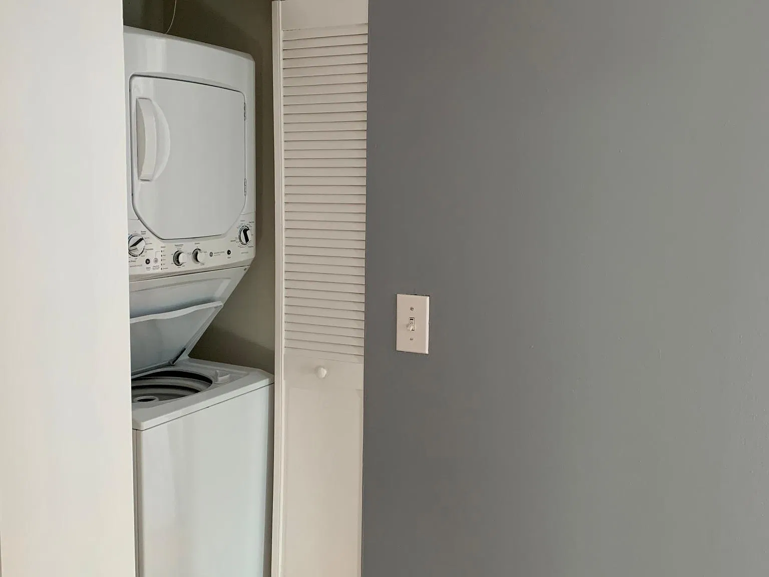 1 bed, 700 sqft, $1,900 — Photo 3