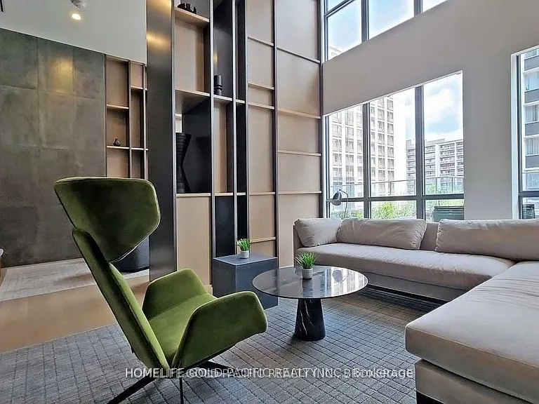 7 Grenville St #3406 — Photo 23