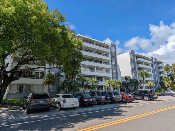 1080 94th St APT 607, Bay Harbor Islands, FL 33154